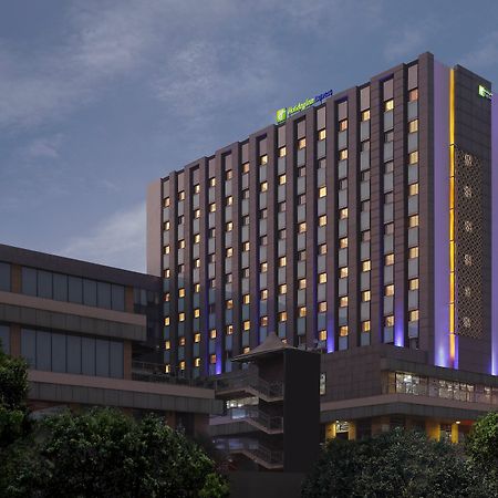 Holiday Inn Express Gurugram Sector 50 By Ihg Gurgaon Extérieur photo