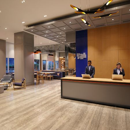 Holiday Inn Express Gurugram Sector 50 By Ihg Gurgaon Extérieur photo