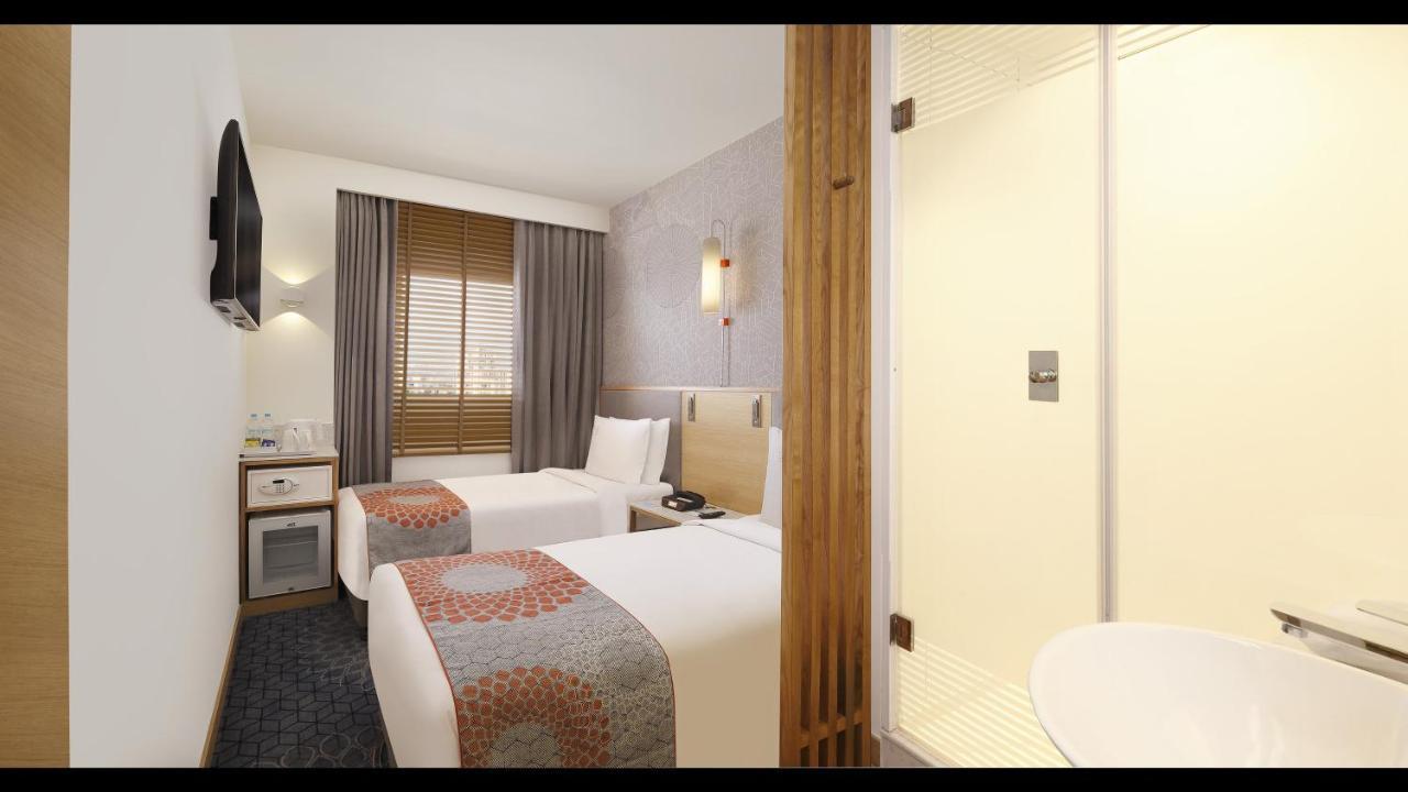 Holiday Inn Express Gurugram Sector 50 By Ihg Gurgaon Extérieur photo