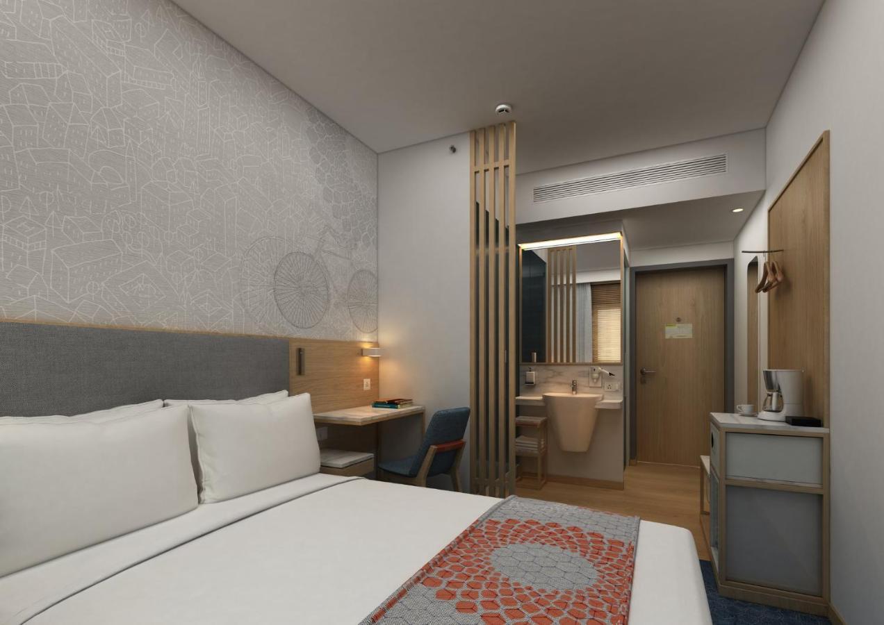 Holiday Inn Express Gurugram Sector 50 By Ihg Gurgaon Extérieur photo